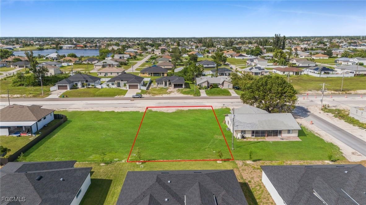 406 Diplomat Pkwy., Cape Coral, FL 33909