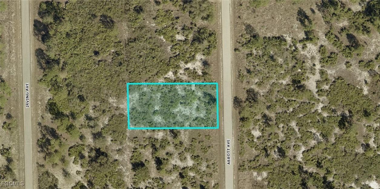 513 Abbott Ave., Lehigh Acres, FL 33972