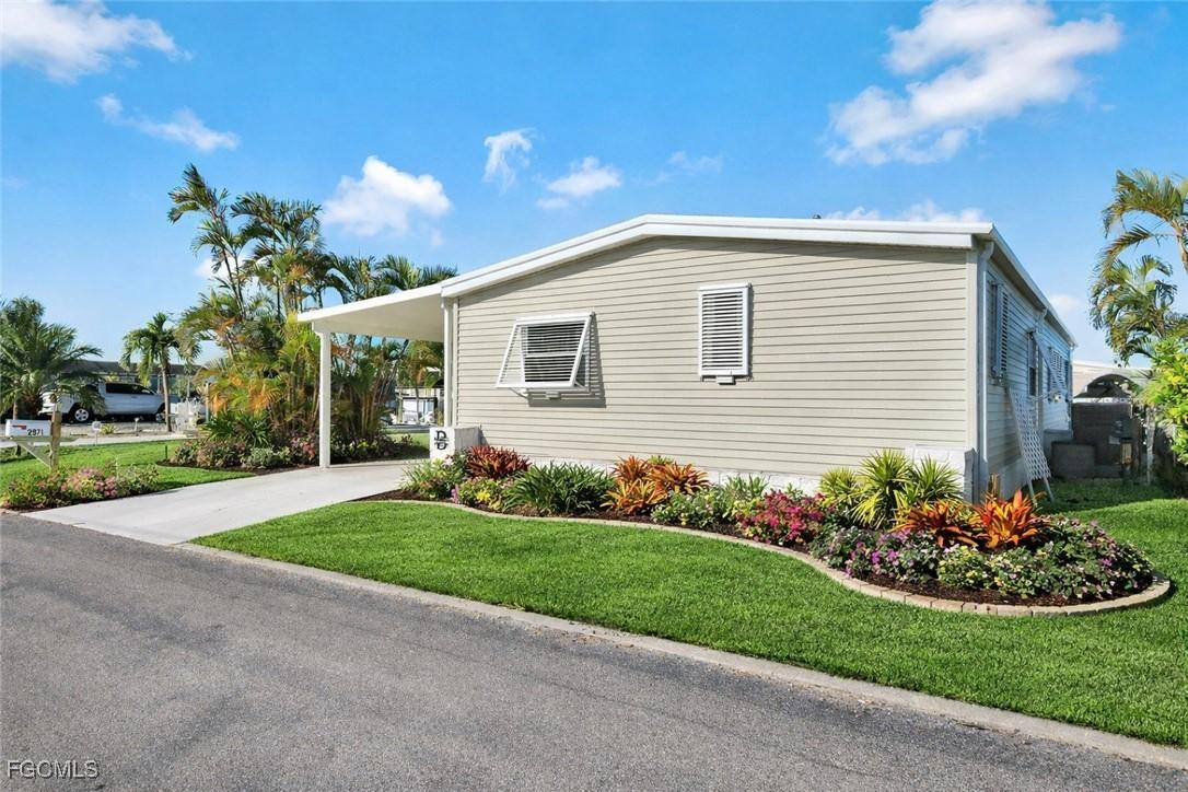 2971 Bounty Ln., St. James City, FL 33956