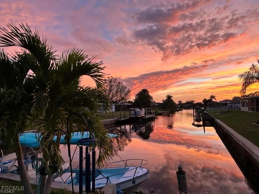 4638 Vinsetta Ave., North Fort Myers, FL 33903
