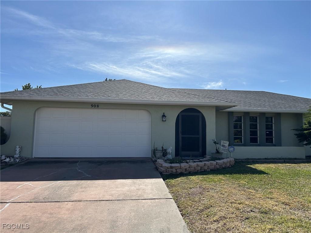 908 SE 19th St., Cape Coral, FL 33990