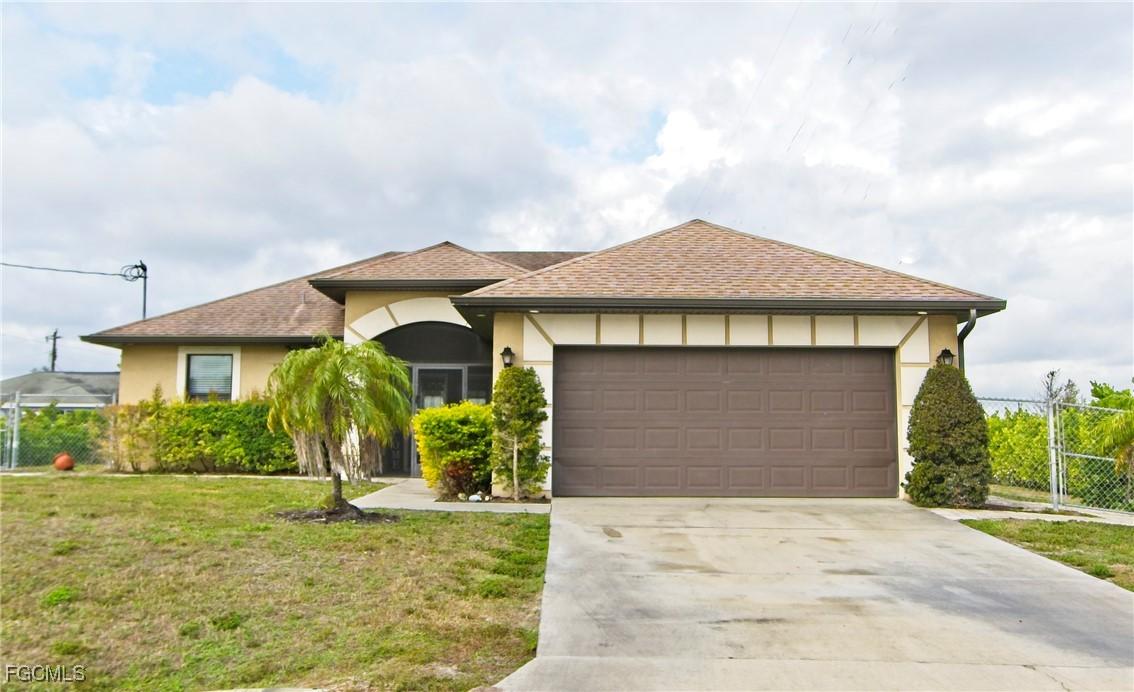 50 Joan Ave., Lehigh Acres, FL 33976