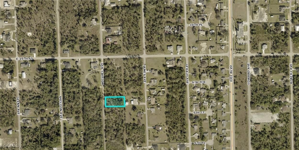 914 Michael Ave., Lehigh Acres, FL 33936