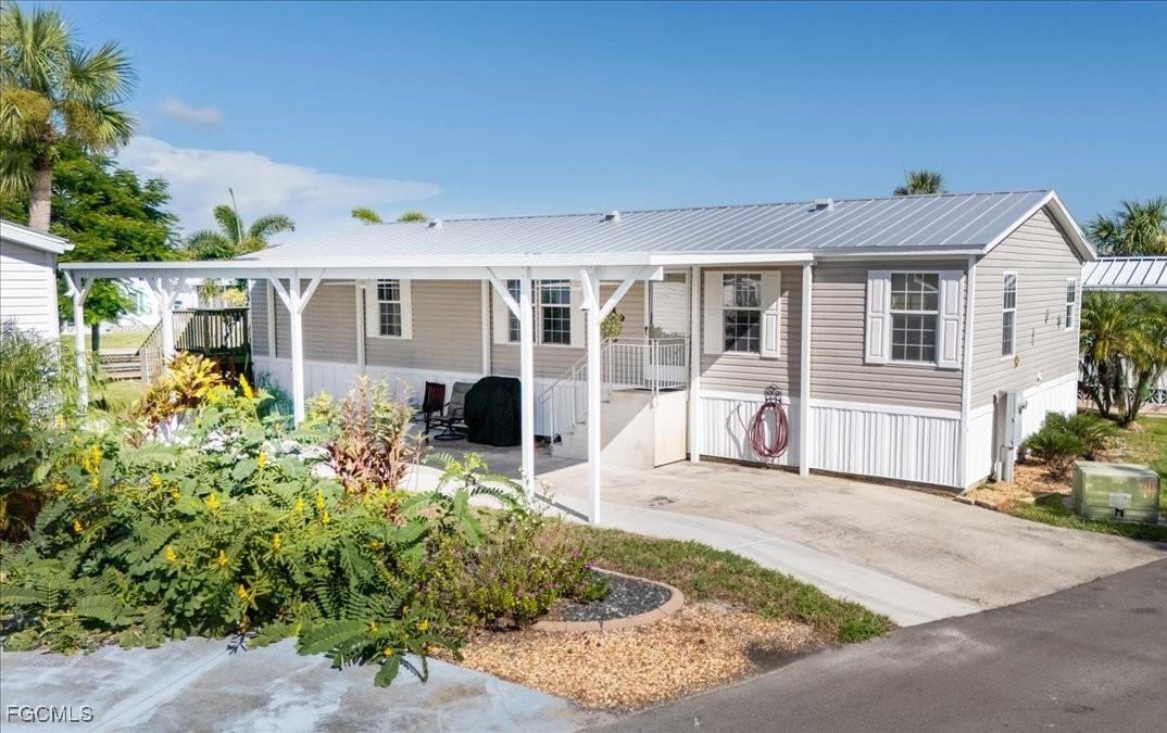 3127 Bayside Pkwy., Punta Gorda, FL 33982