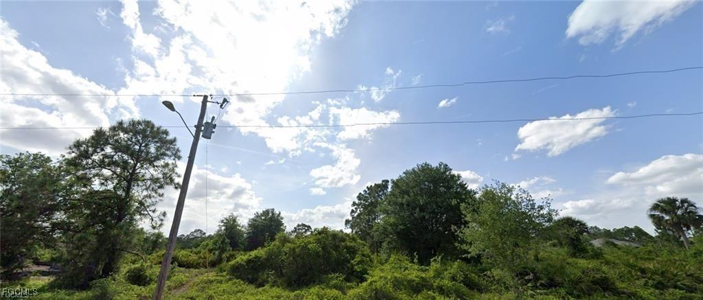 528 Parker Ave., Lehigh Acres, FL 33974