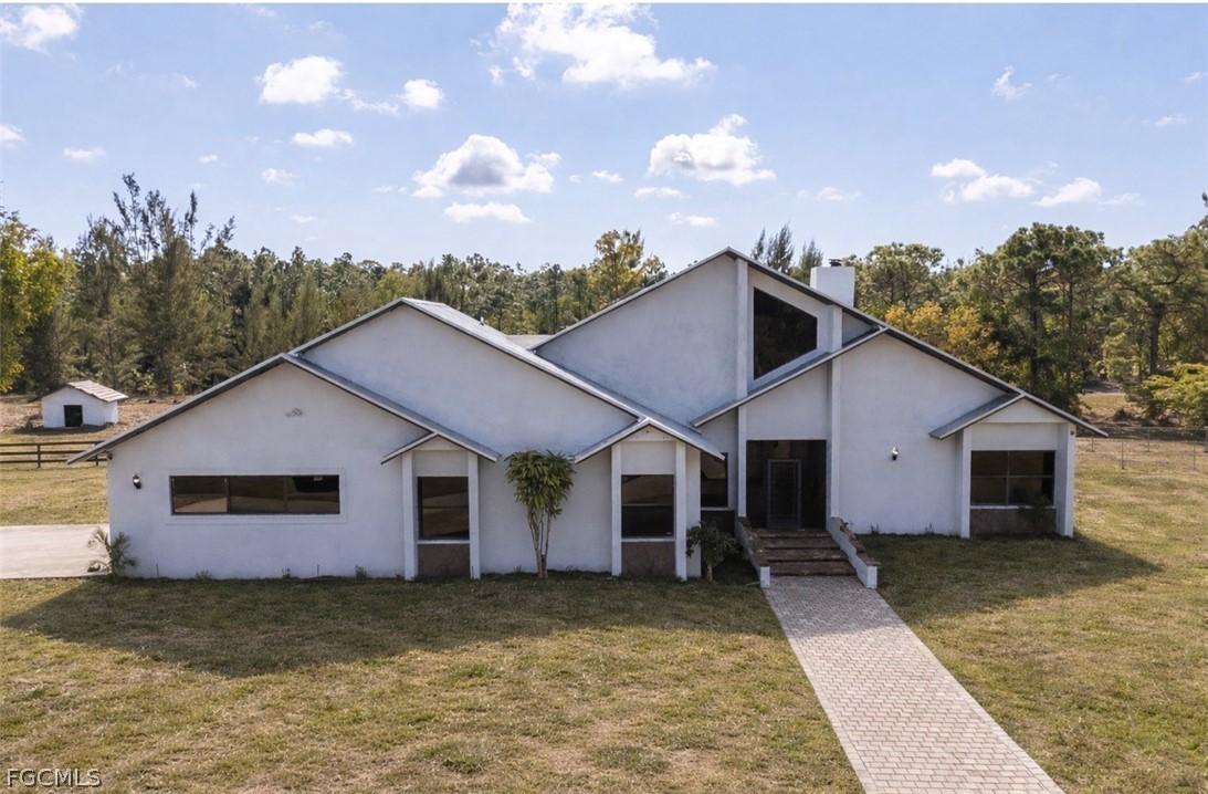 12751 Palmetto Pines Dr., Cape Coral, FL 33909