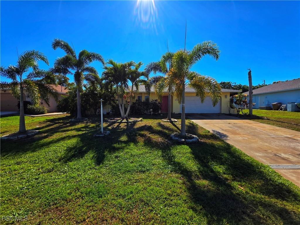 2210 SE 5th Ter., Cape Coral, FL 33990