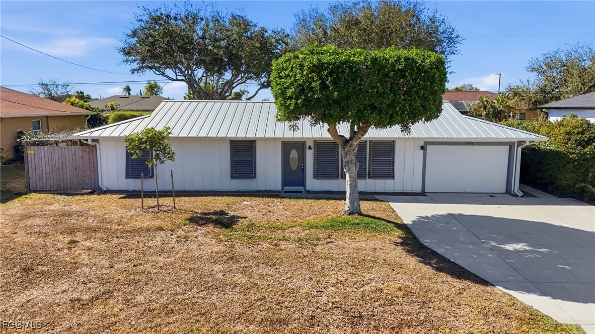 2306 NE 24th Ave., Cape Coral, FL 33909