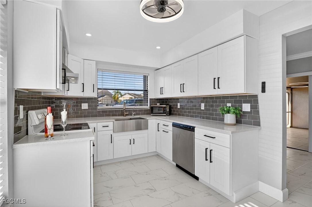 1209 SE 8th St. #111, Cape Coral, FL 33990