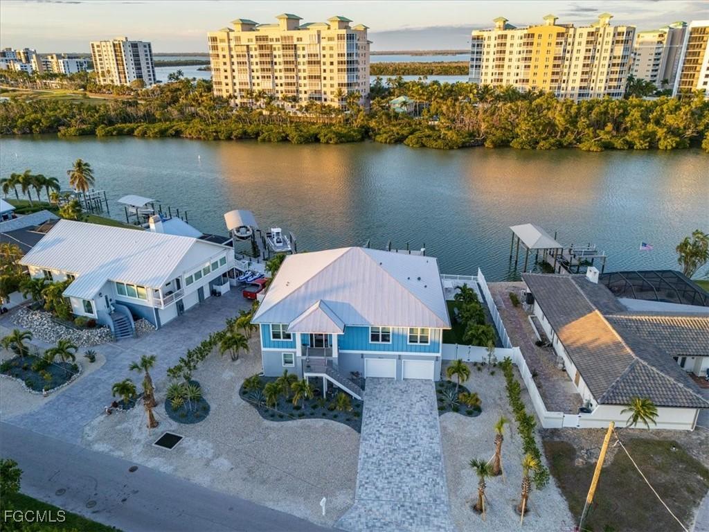 8425 Lagoon Rd., Fort Myers Beach, FL 33931