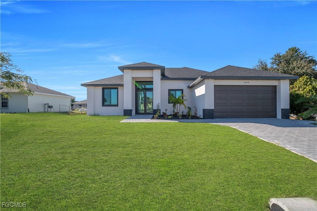 2208 NE 9th Ave., Cape Coral, FL 33909