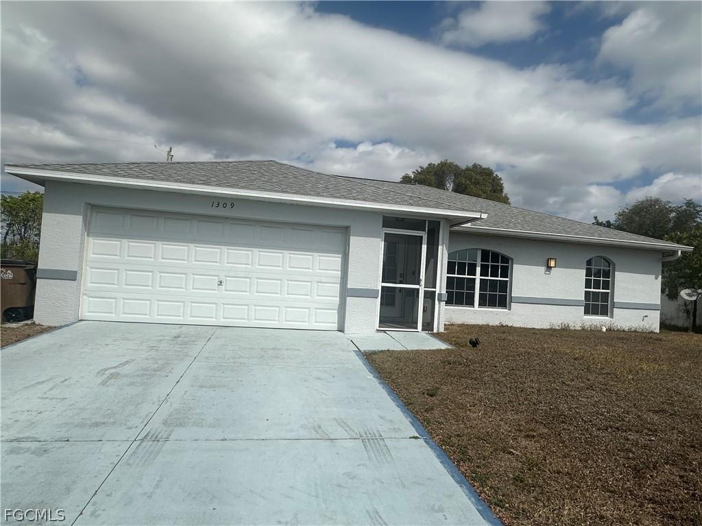 1309 SW 14th Ter., Cape Coral, FL 33991