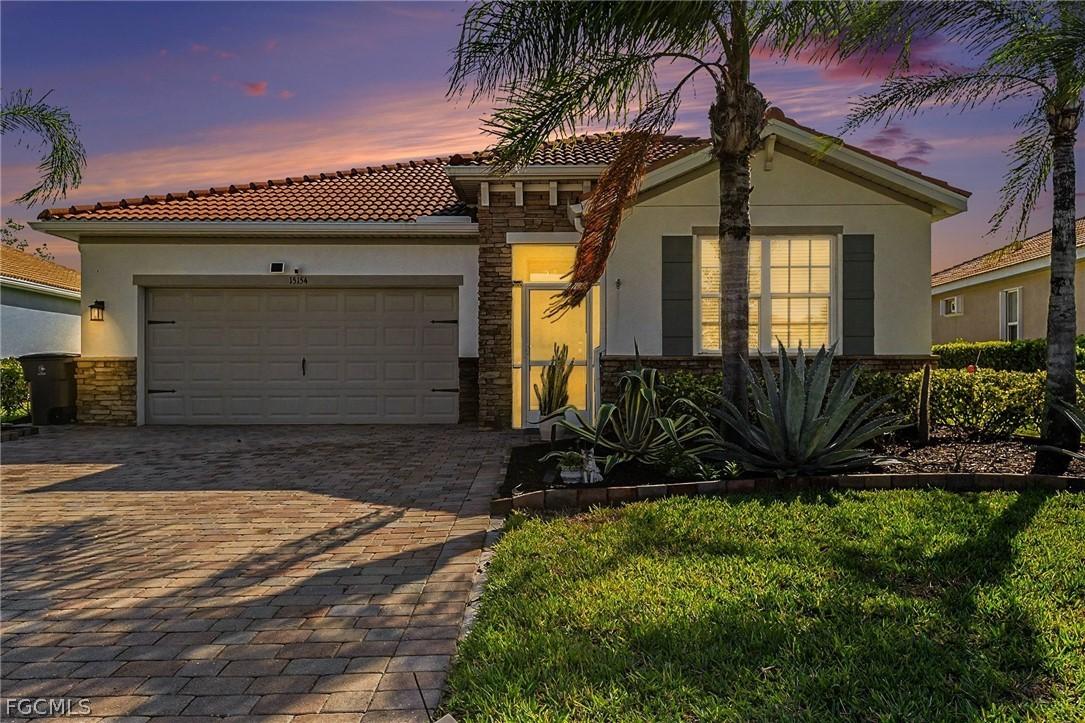 15154 Yellow Wood Dr., Alva, FL 33920