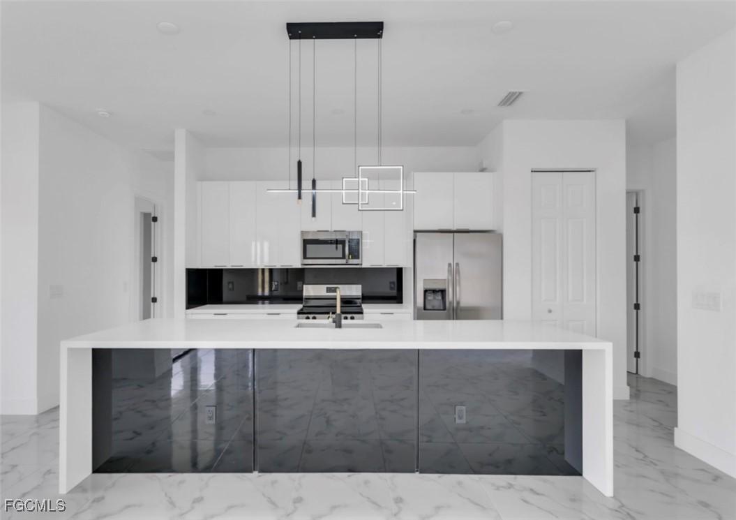 2808 61st St., Lehigh Acres, FL 33971