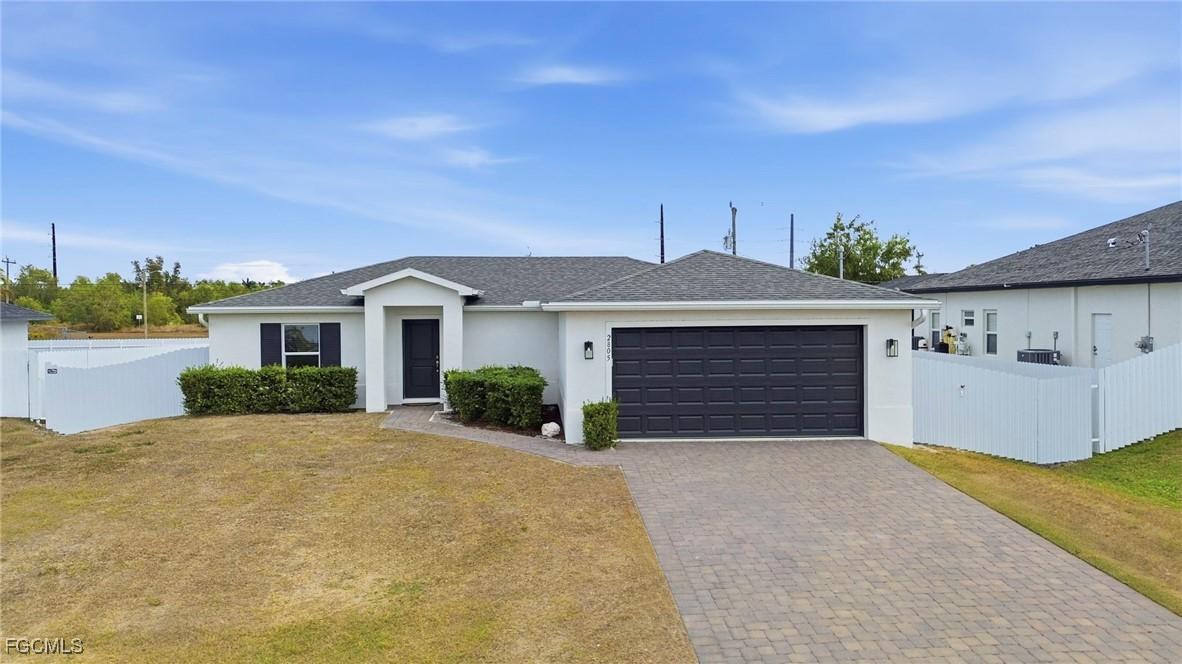 2805 NE 7th Ave., Cape Coral, FL 33909
