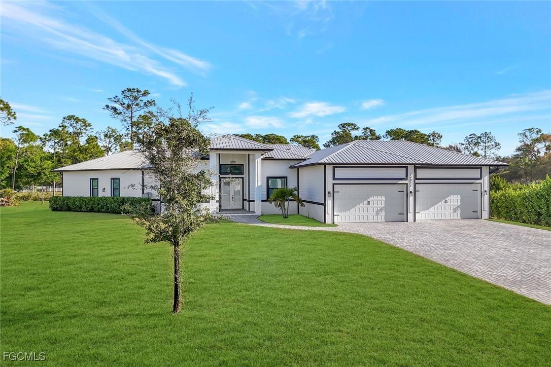 14051 Binghampton Dr., Fort Myers, FL 33905