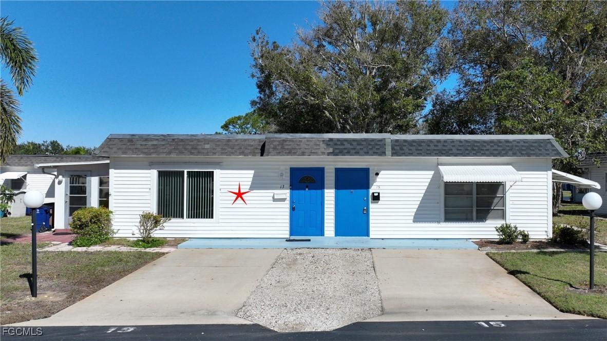 13 Hamlin Ct., Lehigh Acres, FL 33936