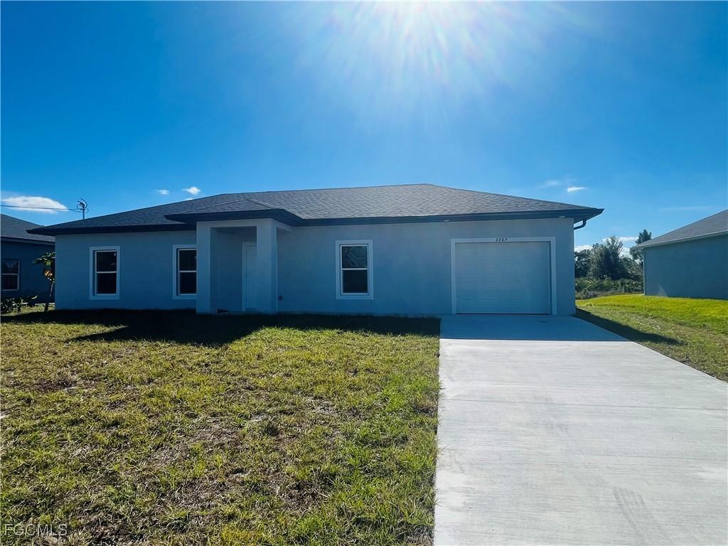 3307 10th St., Lehigh Acres, FL 33976