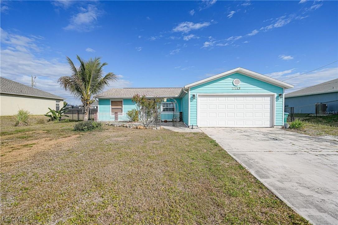 2213 NE 6th Pl., Cape Coral, FL 33909