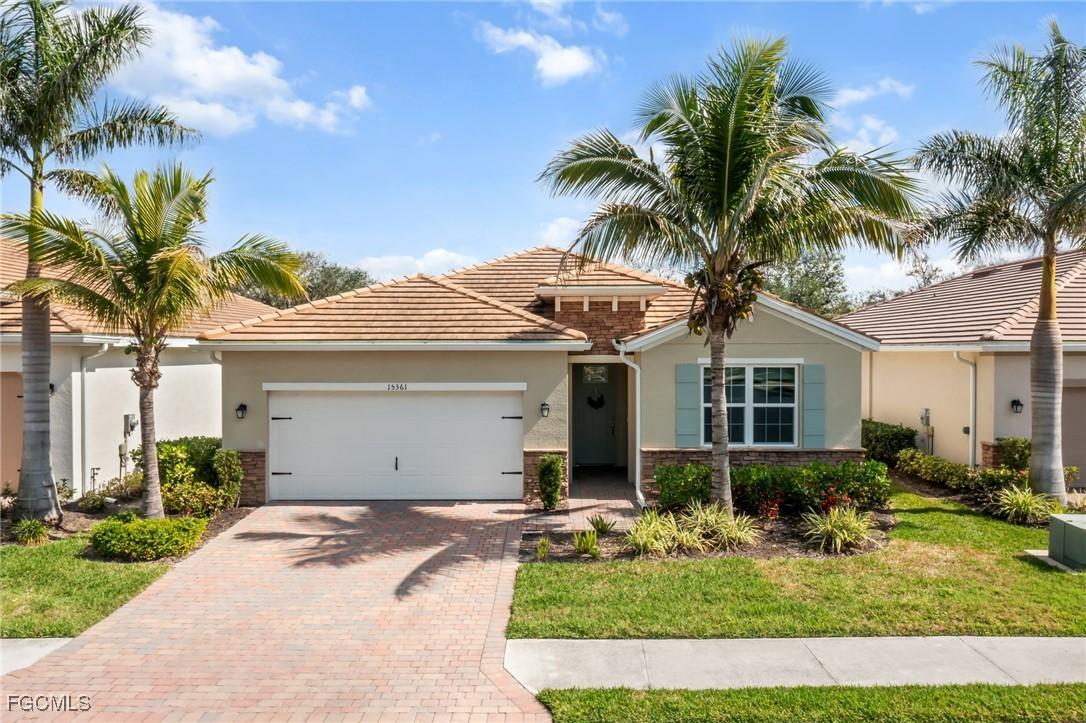 15361 Floresta Ln., Fort Myers, FL 33908