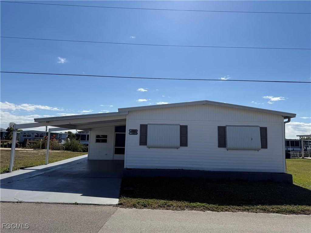 14657 Paul Revere Loop, North Fort Myers, FL 33917