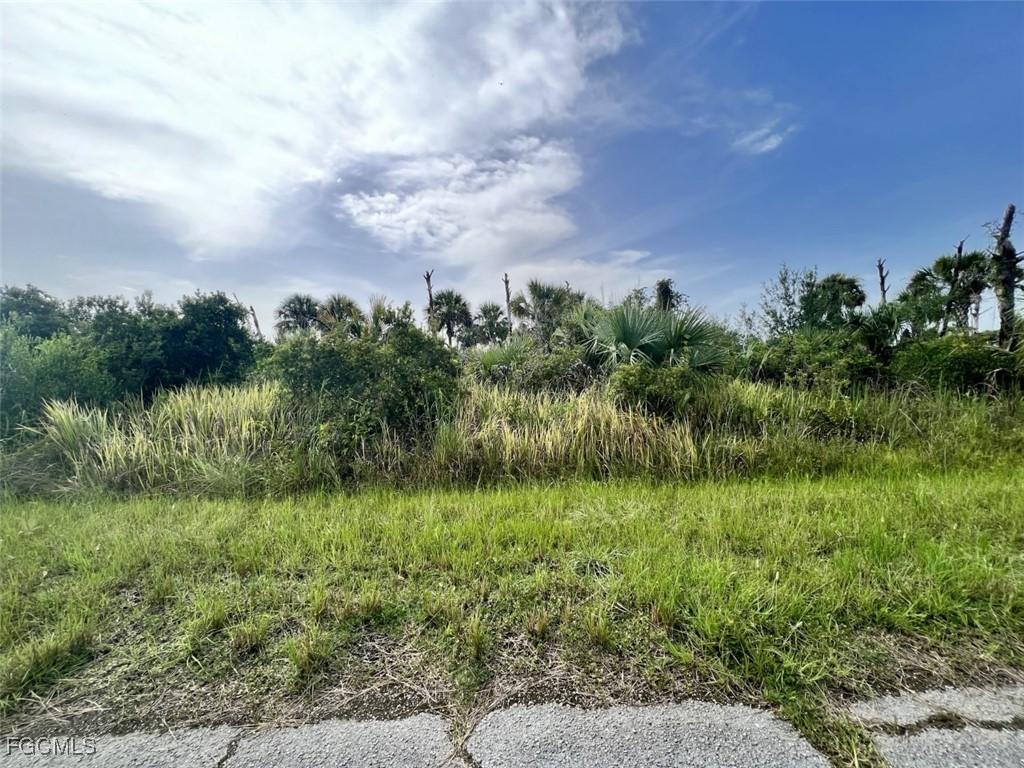 Ewen Dr., North Port, FL 34288
