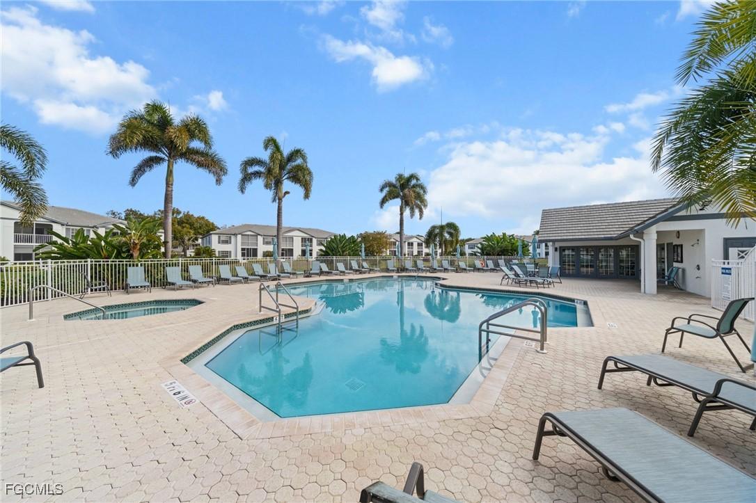 871 Tanbark Dr. #101, Naples, FL 34108