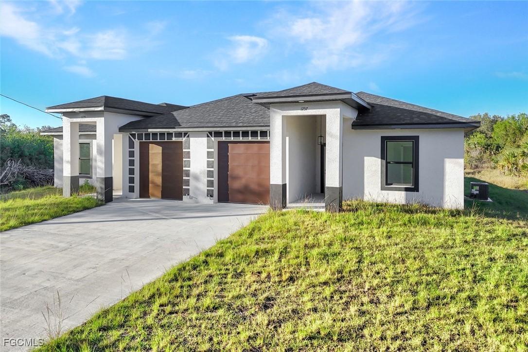 1235/1237 Hillcrest St., Lehigh Acres, FL 33974