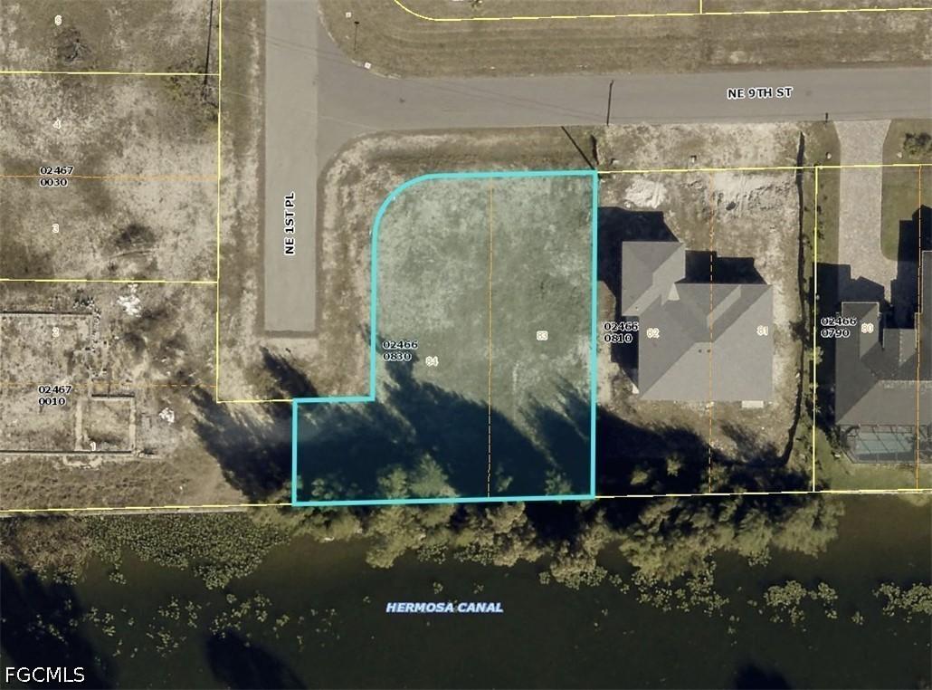 122 NE 9th St., Cape Coral, FL 33909