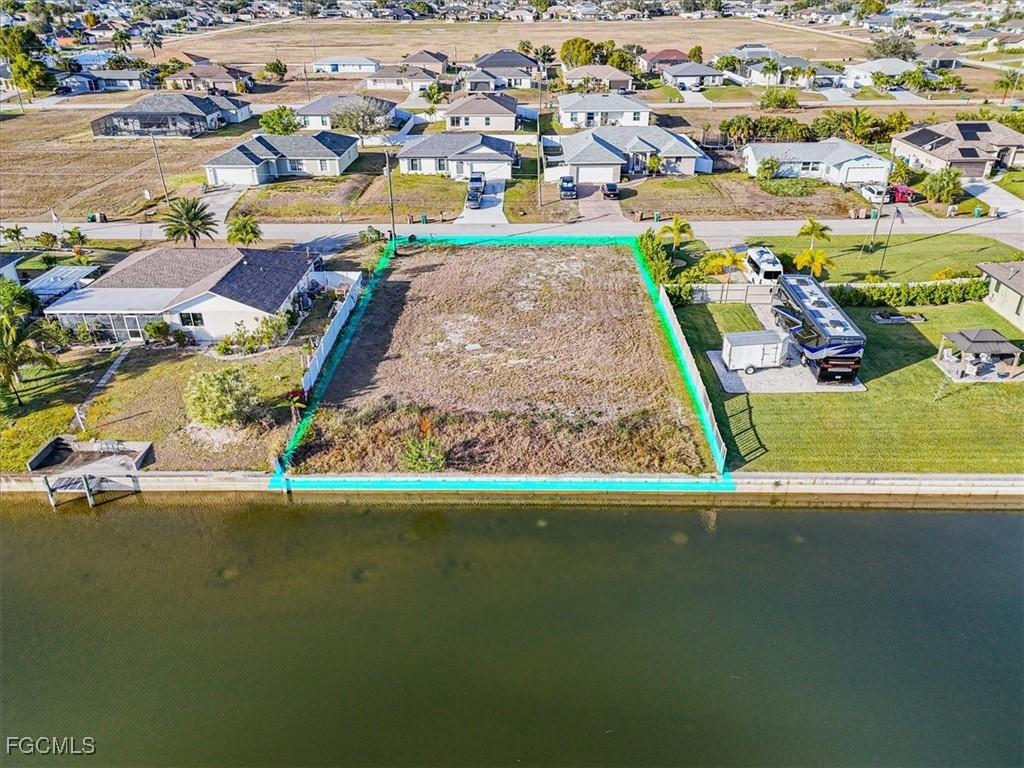 322 NE 20th St., Cape Coral, FL 33909