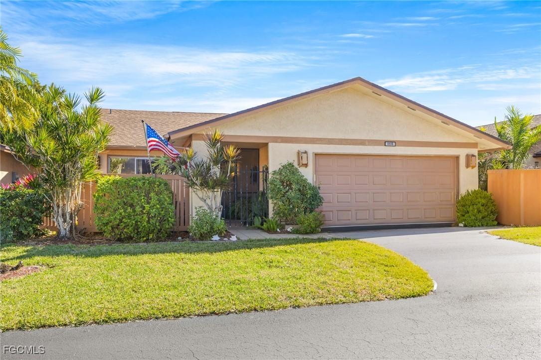 6486 Royal Woods Dr., Fort Myers, FL 33908