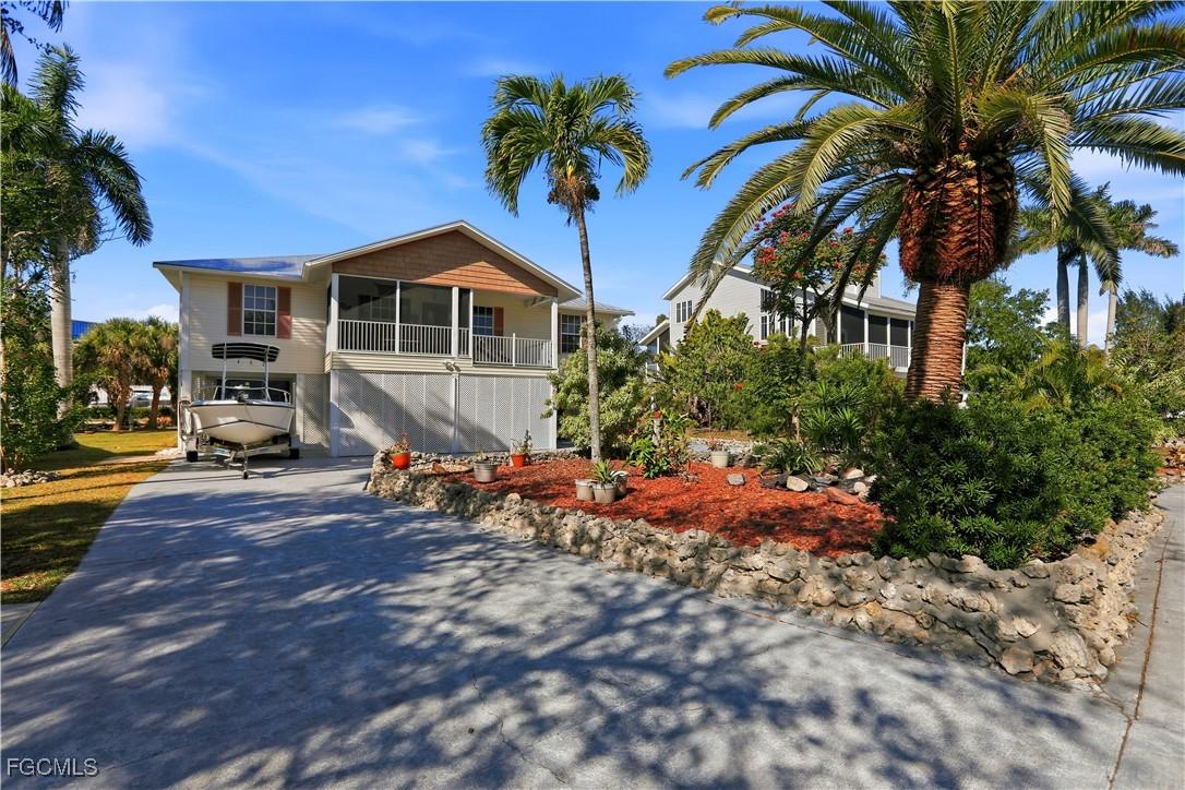 7692 Myrsine Cir., Bokeelia, FL 33922