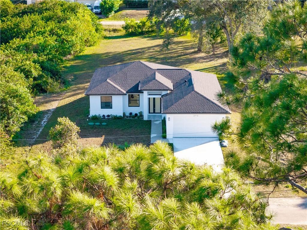 2713 8th St., Lehigh Acres, FL 33971