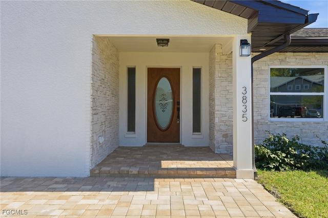 New Homes with In-ground Swimming Pools in Fort Myers Country Club: February 1st to February 7th