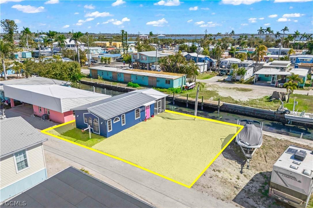 2629 Coco Plum Dr., Matlacha, FL 33993