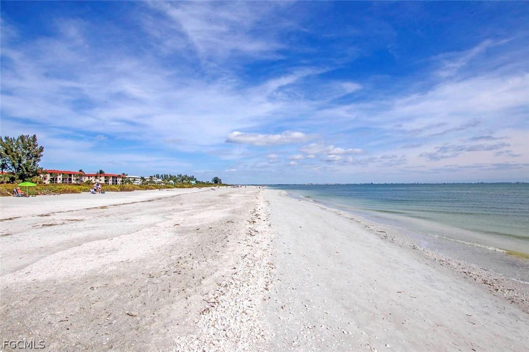 827 E Gulf Dr. #E4, Sanibel, FL 33957