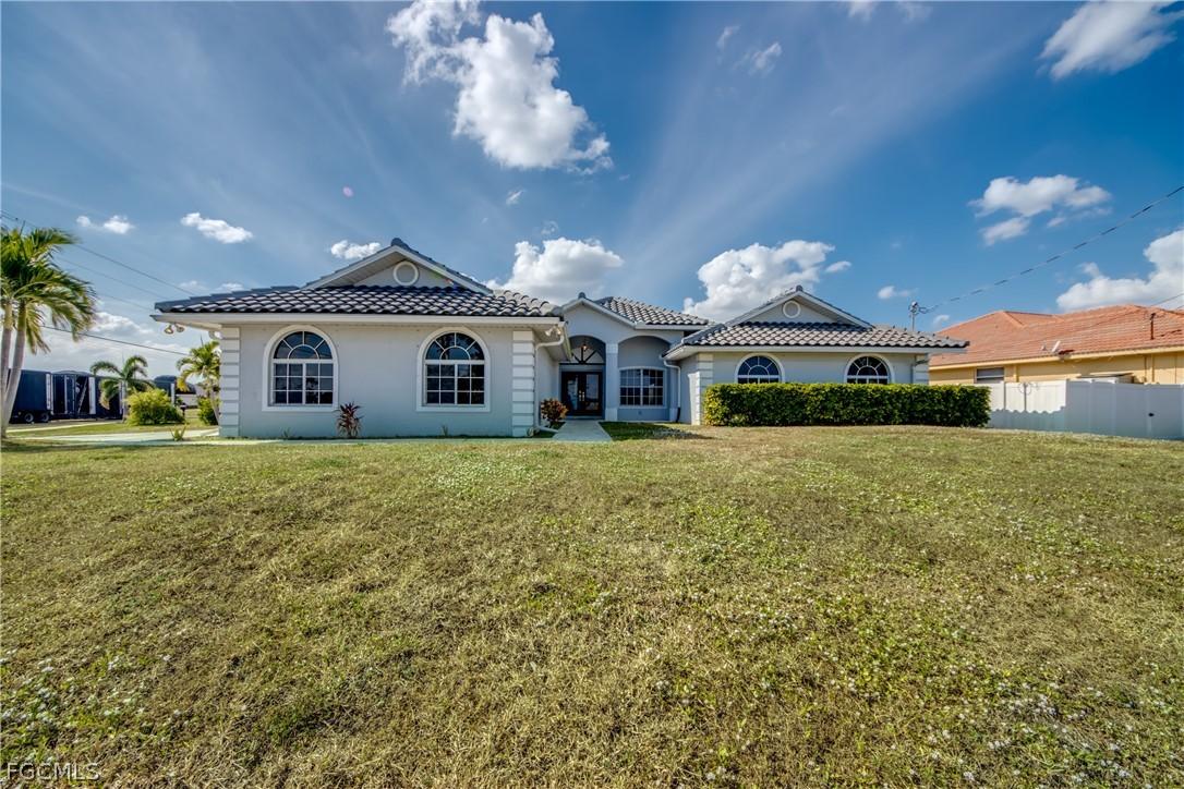 823 SW 10th St., Cape Coral, FL 33991