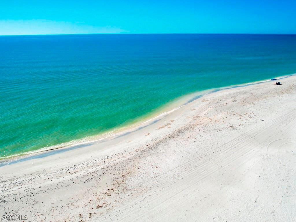 4960 Joewood Dr., Sanibel, FL 33957