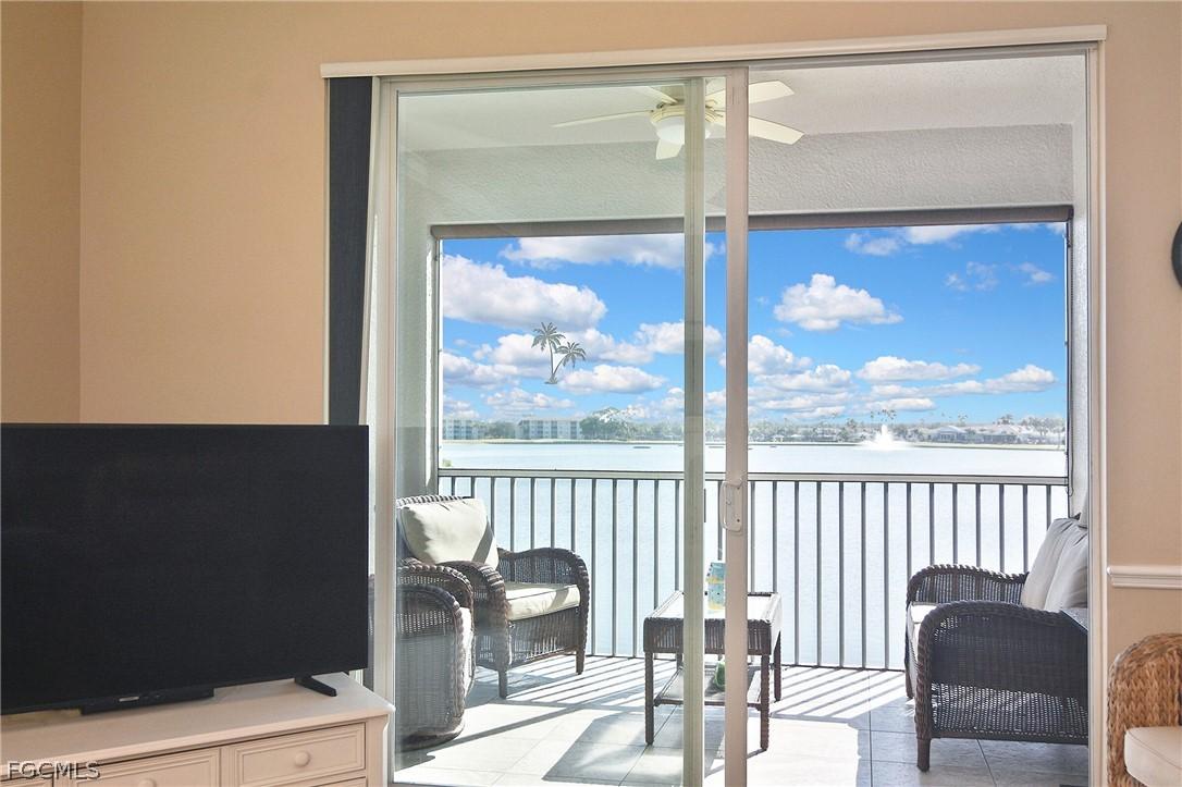 10361 Butterfly Palm Dr. #723, Fort Myers, FL 33966