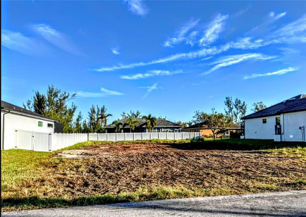 3801 SW 3rd Ter., Cape Coral, FL 33991