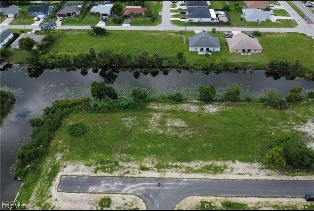 816 NE 12th St., Cape Coral, FL 33909