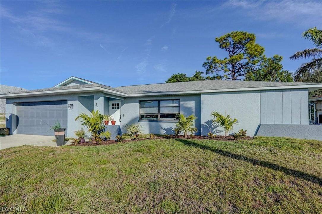 305 SE 14th Ter., Cape Coral, FL 33990