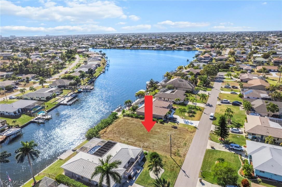 322 SE 33rd St., Cape Coral, FL 33904