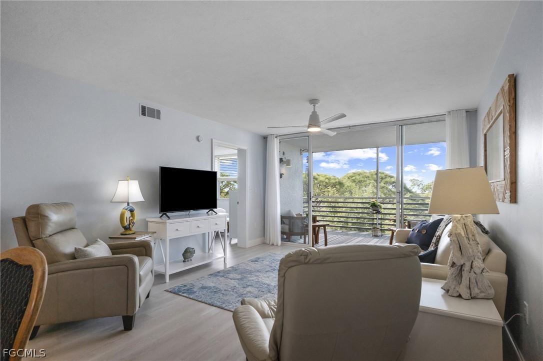 290 Naples Cove Dr. #2604, Naples, FL 34110