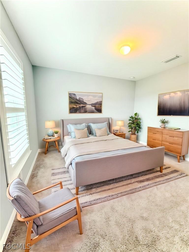 428 NW 13th Ter., Cape Coral, FL 33993