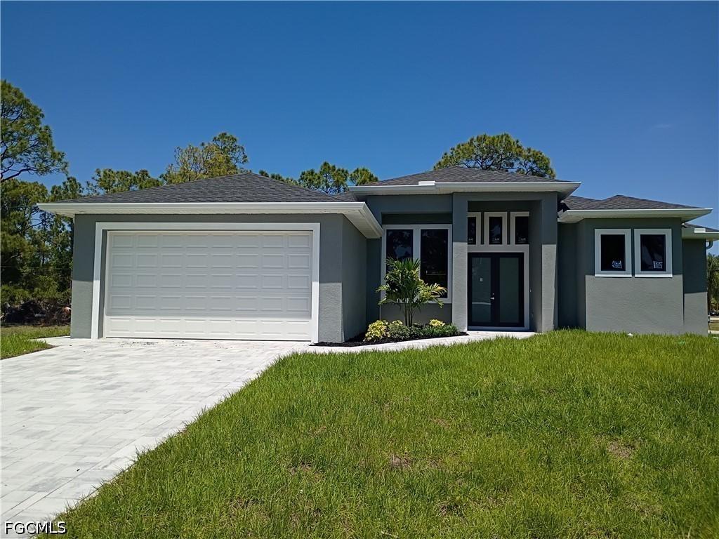 5102 Lee Cir., Lehigh Acres, FL 33971