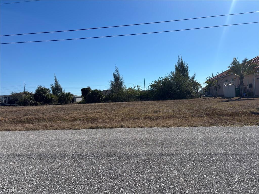 416 NW 9th St., Cape Coral, FL 33993