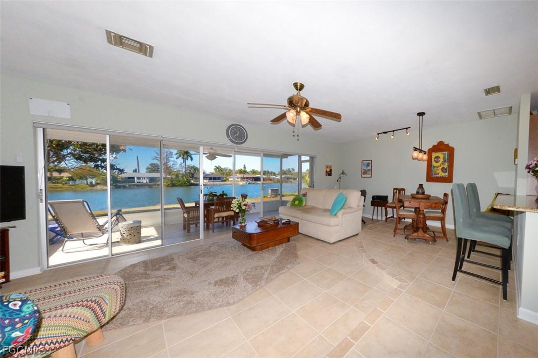 15690 Lake Candlewood Dr., Fort Myers, FL 33908