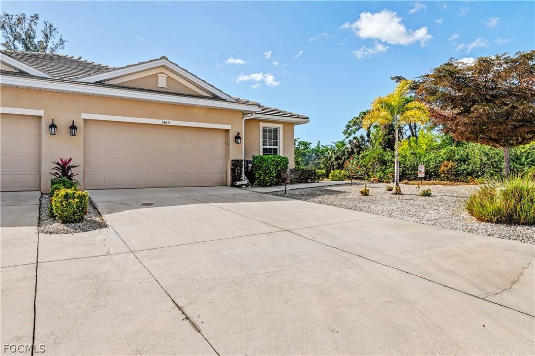 14651 Abaco Lakes Dr., Fort Myers, FL 33908