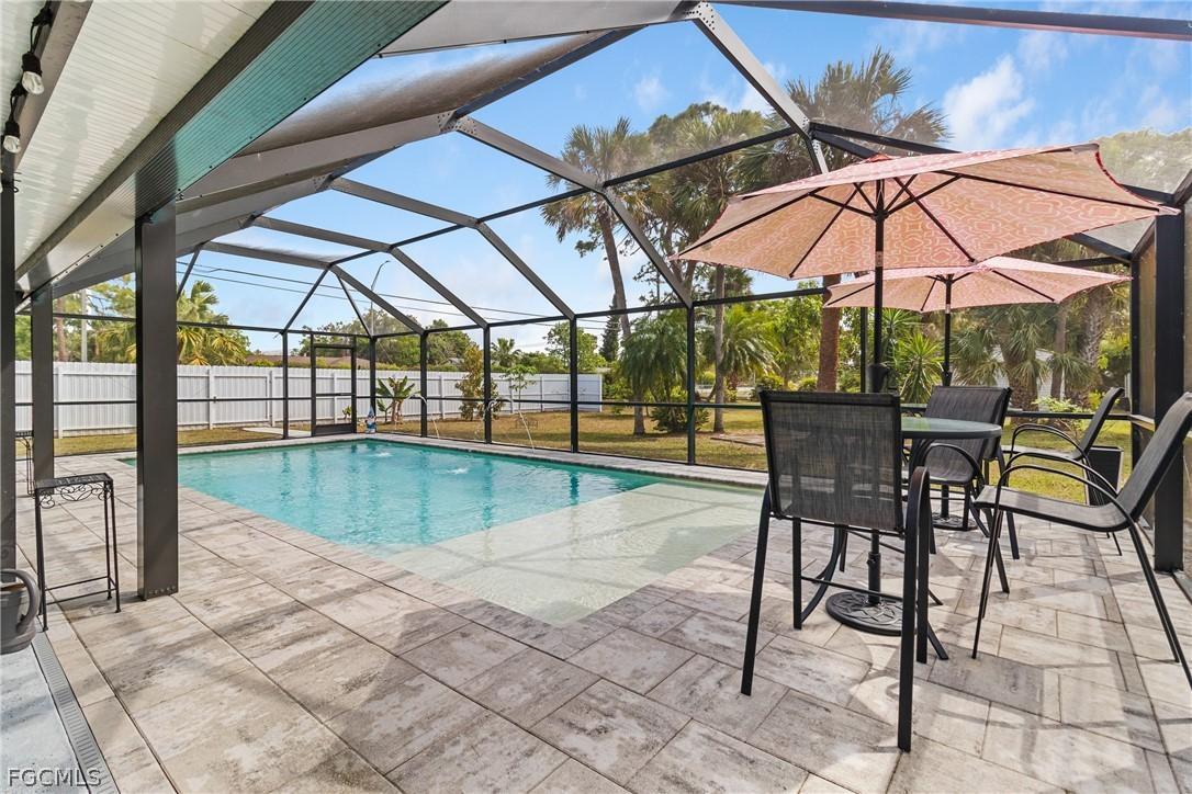 32 Lincoln Ave., Lehigh Acres, FL 33936